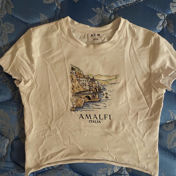 Cropped Tee - Picture 2 of 4